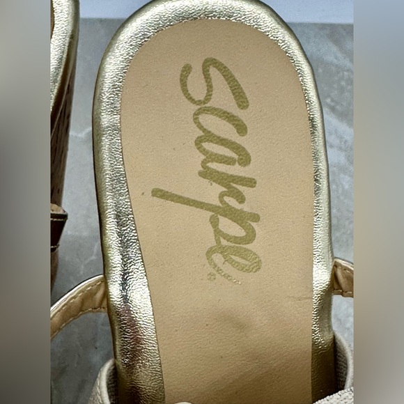 Scalpe Sandals Sz 8 - Picture 5 of 5